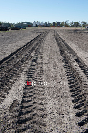 Dry tyre tracks, Burren Junction, NSW